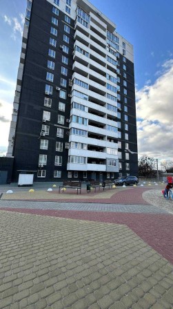 Продам 2 кв , перепланирована в 3кв ЖК Одесский, Качановская 21 - фото 1