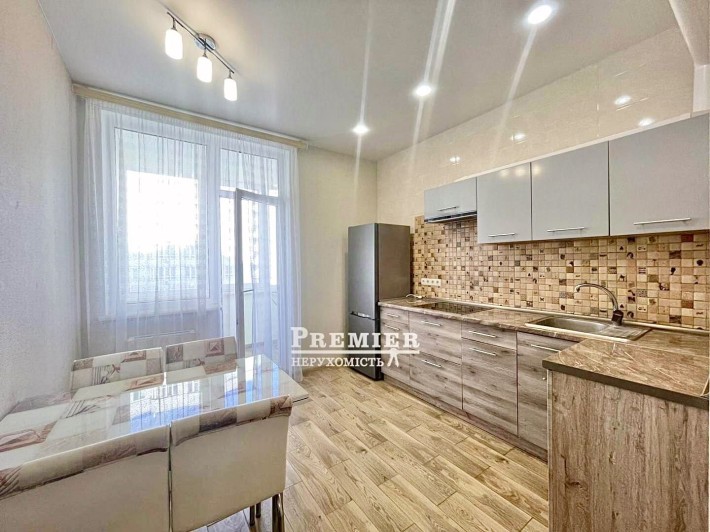 1- комнатная кв-ра/ Таирова / 46 м2- 53500у.е. - фото 1