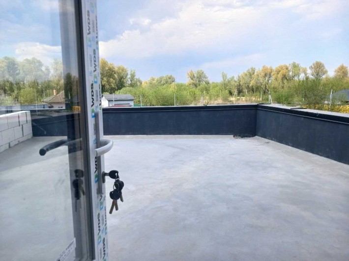 БУДИНОК ЗДАНИЙ Продам двокімнатну квартиру з власною терасою - фото 1