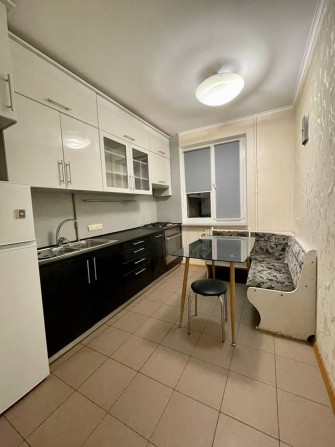 Продам 3 комнатную квартиру , метро Киевская - фото 1