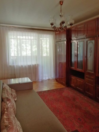 Продам 2-х комнатную квартиру 531 мкр, м. Героев Труда - фото 1