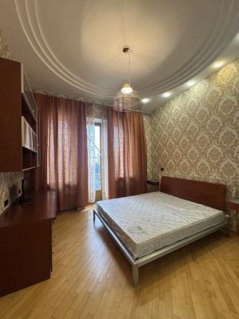 Продаю 4 комн. квартиру 140м2 ул.Сумская, 122 с автоном.отоплением - фото 1