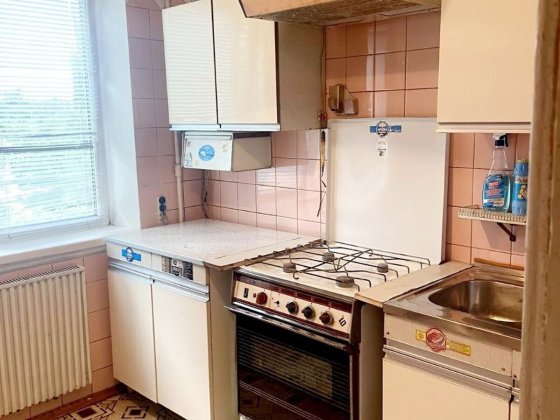 Продам 2-к квартиру вул.Олега Мудрака (Наумова) 27, Святошинський район Киев