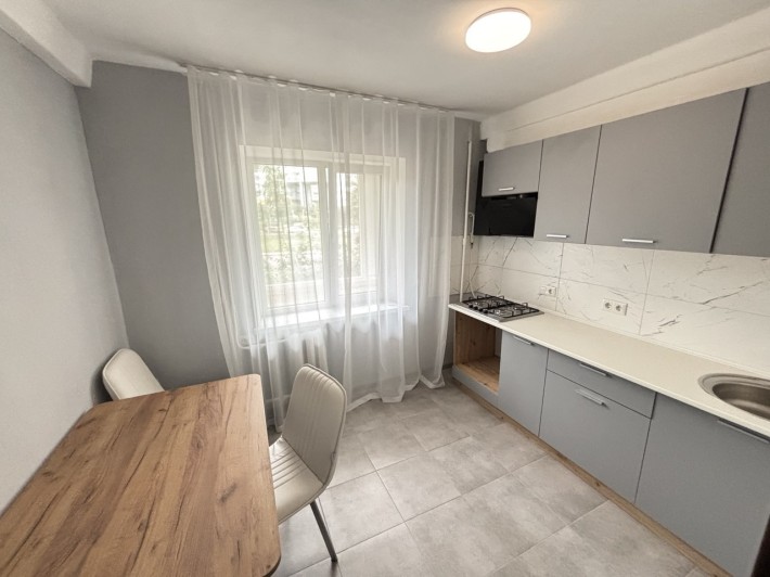 Продам 2к квартиру вул.Вишгородська 34/1 Подільський район Правий берег - фото 1