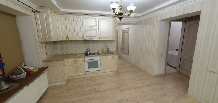 Сдам квартиру 3 комнаты - фото 1