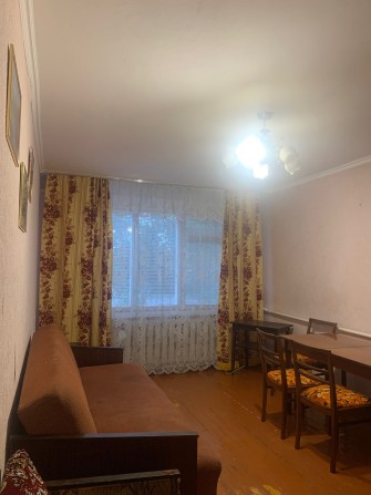 Здаю квартиру 3 кімнатну. Можна 2 кімнати - фото 1