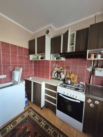 Здам 1но кімнатну квартиру на масиві Незалежності - фото 1