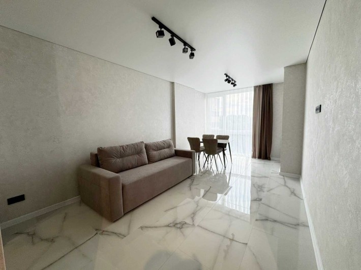 Перша здача 1-к квартири біля озера, елітний ЖК «BAU-comfort», 49 кв/м - фото 1