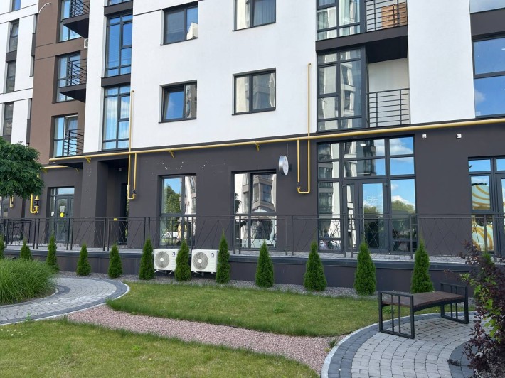 Оренда комерції 40 кв.м в р-н вул. Львівської! - фото 1