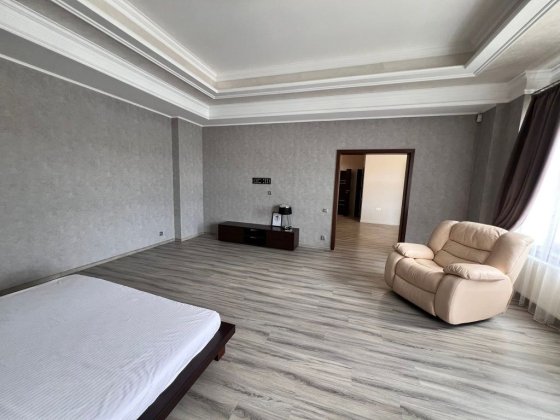 Простора 1кімнатна квартира Луцк