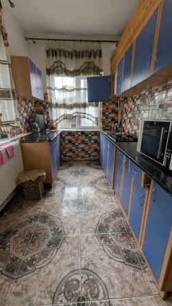 Оренда 3-ох кімнатної квартири в центрі - фото 1