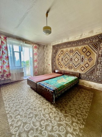Свободи, 4 поверх - фото 1