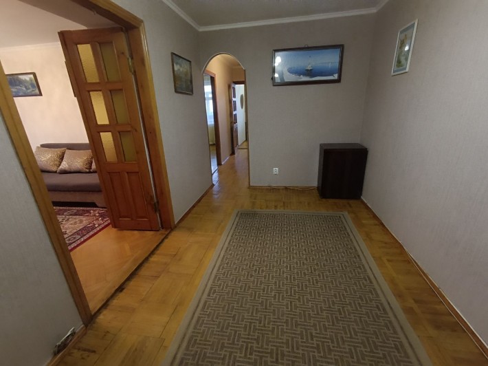Без комісії  та комуналки ! Здається 3 кімнатна квартира - фото 1