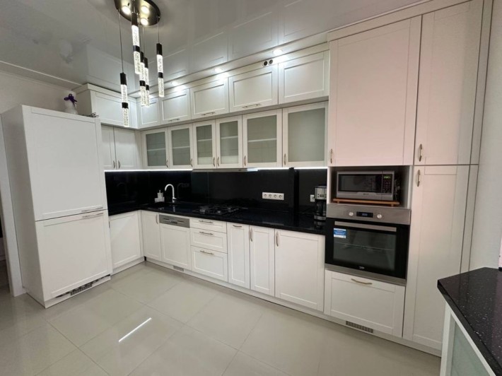 Оренда великої 2к 72м2 ЖК Європейське Сіті - фото 1