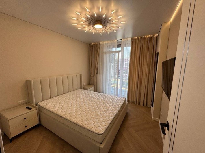 Здаю в оренду 1 кімнатну квартиру ЖК Family Plaza - фото 1