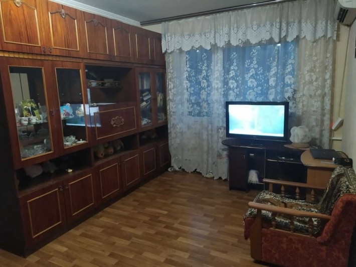 Сдам 2 комн.квартиру (смеж) по ул. Донца 17, кирпичный дом, Отрадный - фото 1