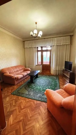 Оренда 3-кімнатної квартири в центрі Дніпра - фото 1