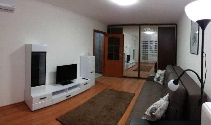 Сдам 1 к квартиру. 12 квартал , просп. Богдана Хмельницкого 110А - фото 1