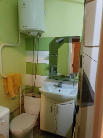 Оренда  1-кім. квартири з КОНДИЦІОНЕРОМ на Космосі - фото 1