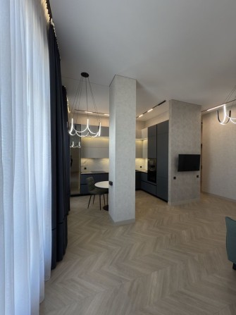 Сдам 3-ком квартиру жк Loft White / первая сдача / набережная /центр. - фото 1