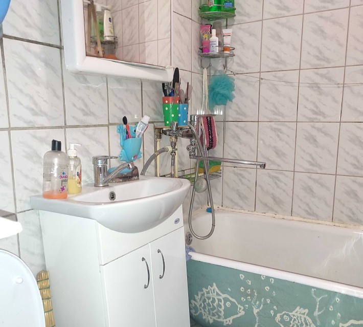 Здаеться 1 кв-ра по вул. СхІдній, на один місяць - фото 1