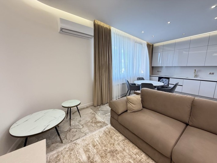 Аренда 1к квартиры, 55м2, ул.Коновальца 36Б - фото 1