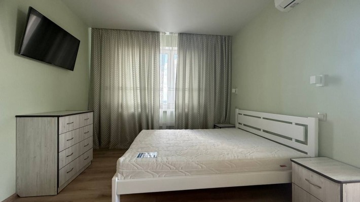 Без Комісії !!!Оренда2 к.квартири по вул.Краківська 27 а, метро Черніг - фото 1