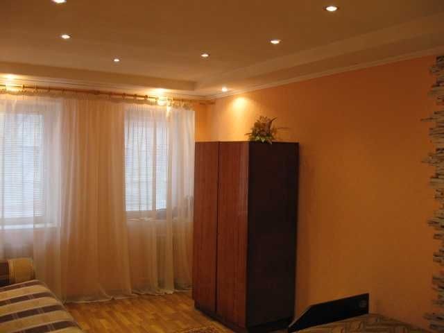 Сдам 1-комн.квартиру, своя, свободна к вселению, без комиссии - фото 1