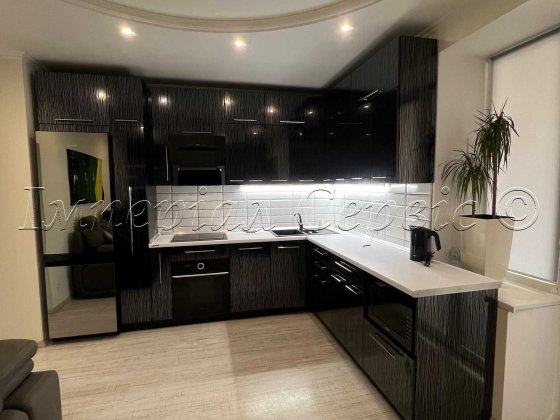 Здам 3 кімнатну квартиру по вул. Богдана Хмельницького