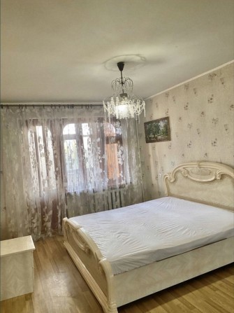 Сдам УЮТНУЮ, СВЕТЛУЮ квартиру с ремонтом - фото 1