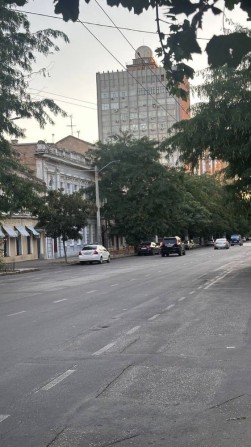 Студия+ спальня в центре города. Длительная аренда - фото 1