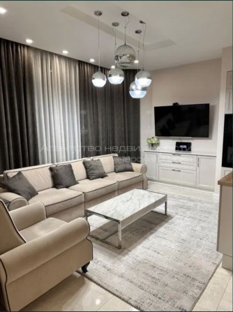 Аренда 2-к квартиры 90 м2 в ЖК Pechersky - фото 1