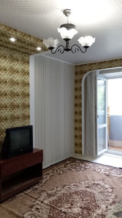 Довгострокова оренда 2 кімнатної квартири з ремонтом район аеропорту - фото 1