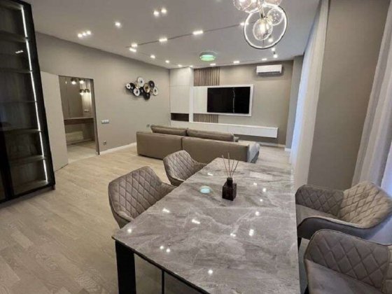 Продаж 2-х квартири вул. Саперне Поле Печерський район Київ