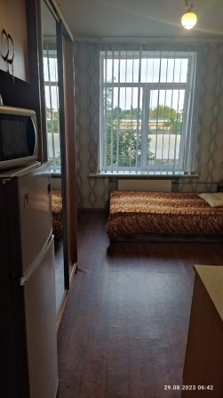 Сдам  1 комнатную гостинку квартиру  Котлова 106 Южд - фото 1