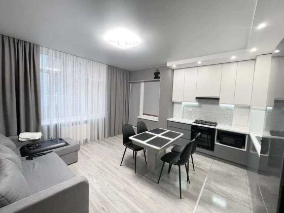 ОРЕНДА Двокімнатної кв. ЖК Оптимісто 2 роздільні кімнати+кухня-студія Гатное