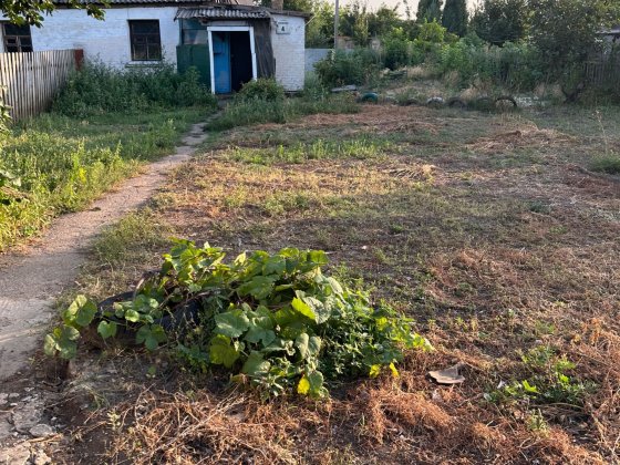 Продам пів будинку мікрорайон Перемога Олександрія