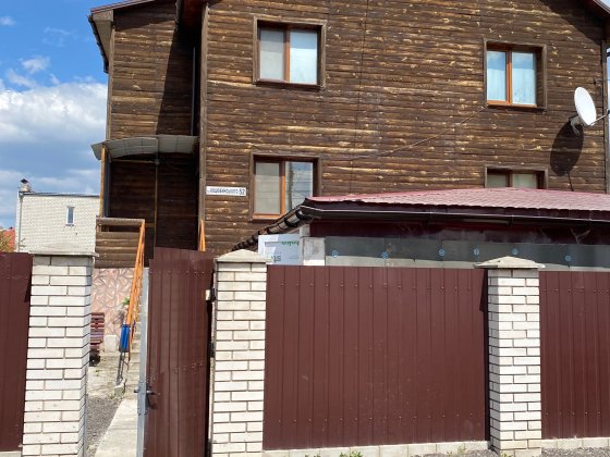 Продам просторий, сучасний будинок! Бердичів