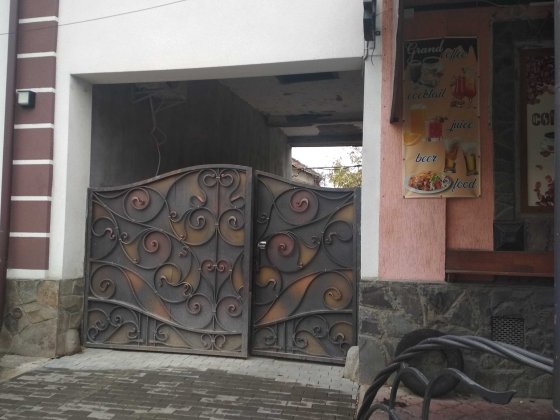 Продається будинок, Продаётся дом в Берегово Берегово