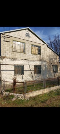 Продаётся двухэтажная дача, 12 соток, гараж, скважина, Р - фото 1
