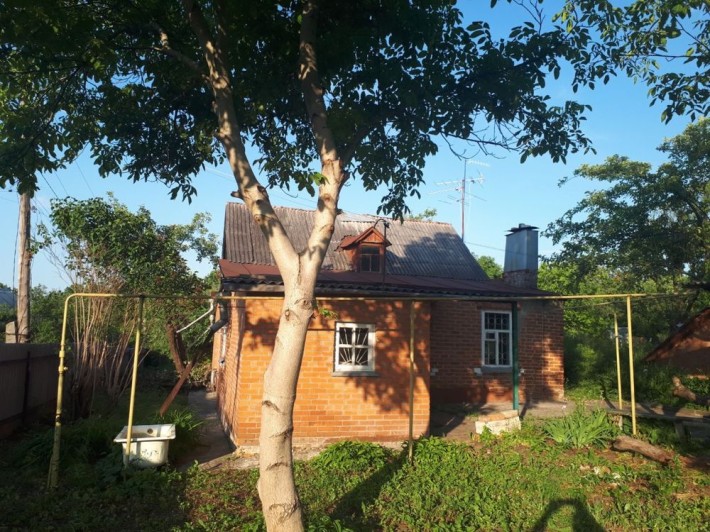 Дом с участком в поселке  Высокий - фото 1