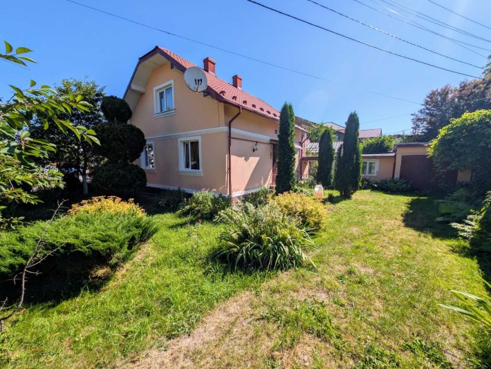Продаж будинку в центрі міста Дрогобич - фото 1