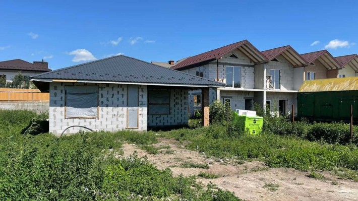 Гостомель новий великий будинок 130 м2 біля озера - фото 1