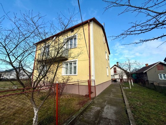 Затишний будинок в передмісті Дрогобича Дрогобыч