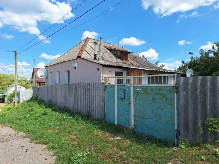 Продам полдома в Змиеве - фото 1