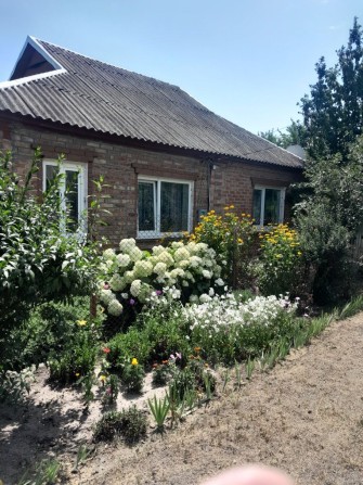 Продам будинок в м. Ізюм - фото 1
