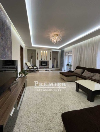 До продажу таунхаус з дизайнерським ремонтом - фото 1