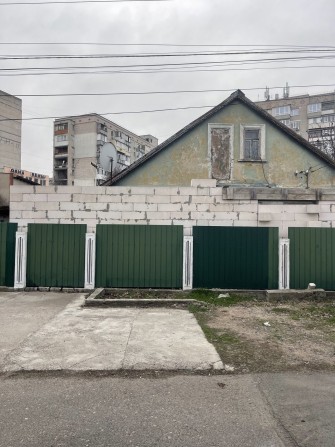 Часть дома в самом Черноморске - фото 1