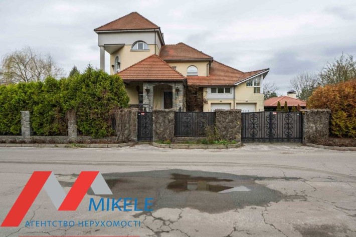 Без комісії! Заміський маєток,  685 м2, 1 га, Гостомель 5 км від Києва - фото 1
