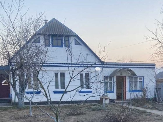 Продам газифікований будинок в м.Канів, 128 кв.м Канев